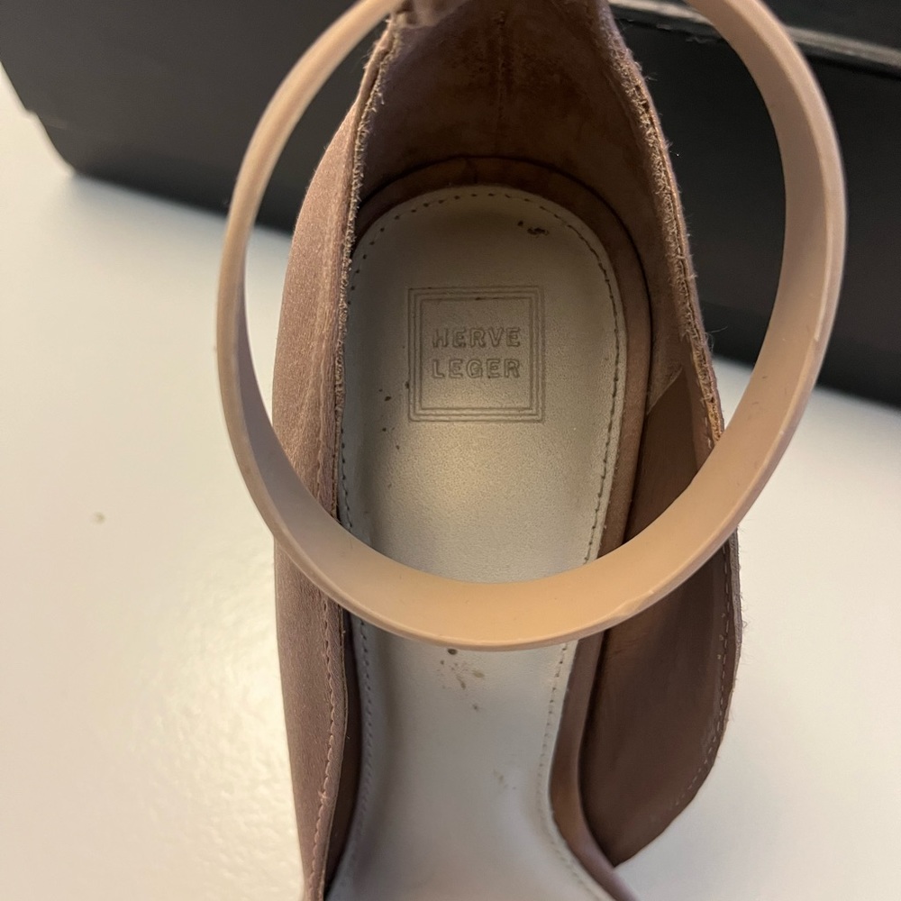 Herve Leger nude light pink neutral satin pointed point toe heels pumps … - Picture 9 of 10